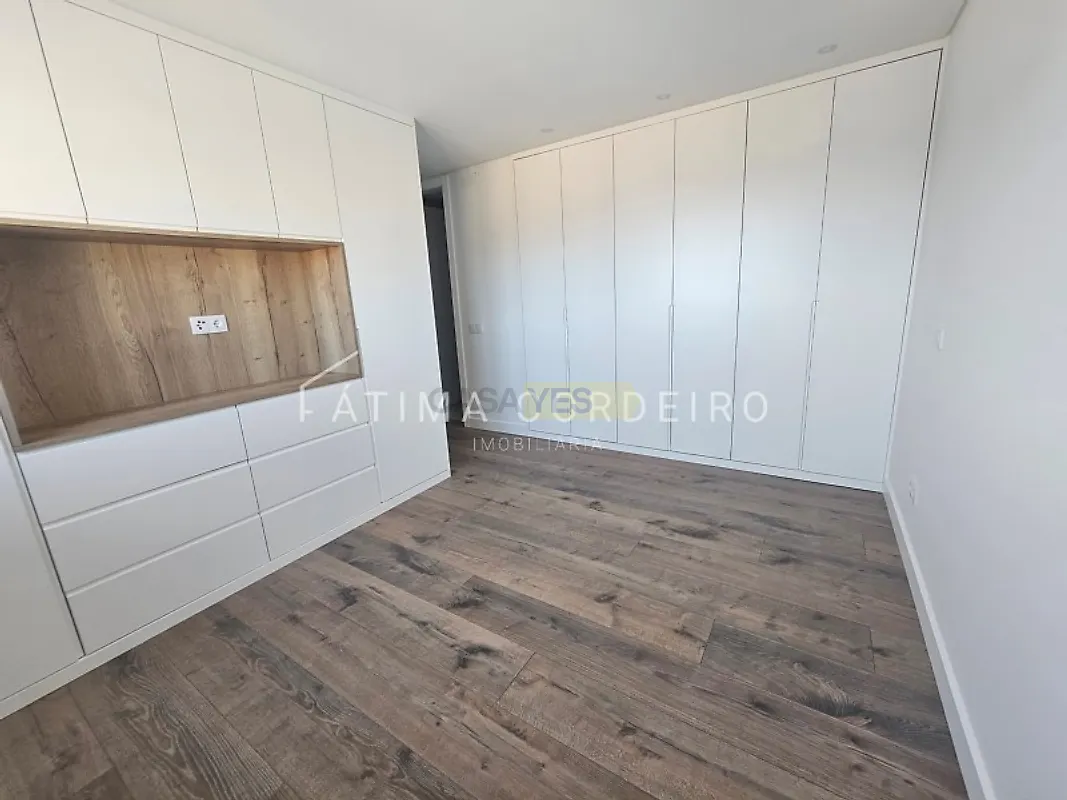 Apartamento T5 à venda em Laranjeiro e Feijó, Almada — foto 9