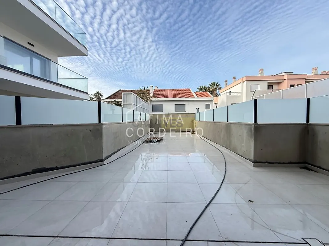 Apartamento T2 à venda em Costa da Caparica, Almada — foto 2
