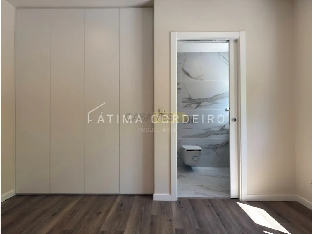 Apartamento T4 à venda em Almada, Cova da Piedade, Pragal e Cacilhas, Almada — foto 18