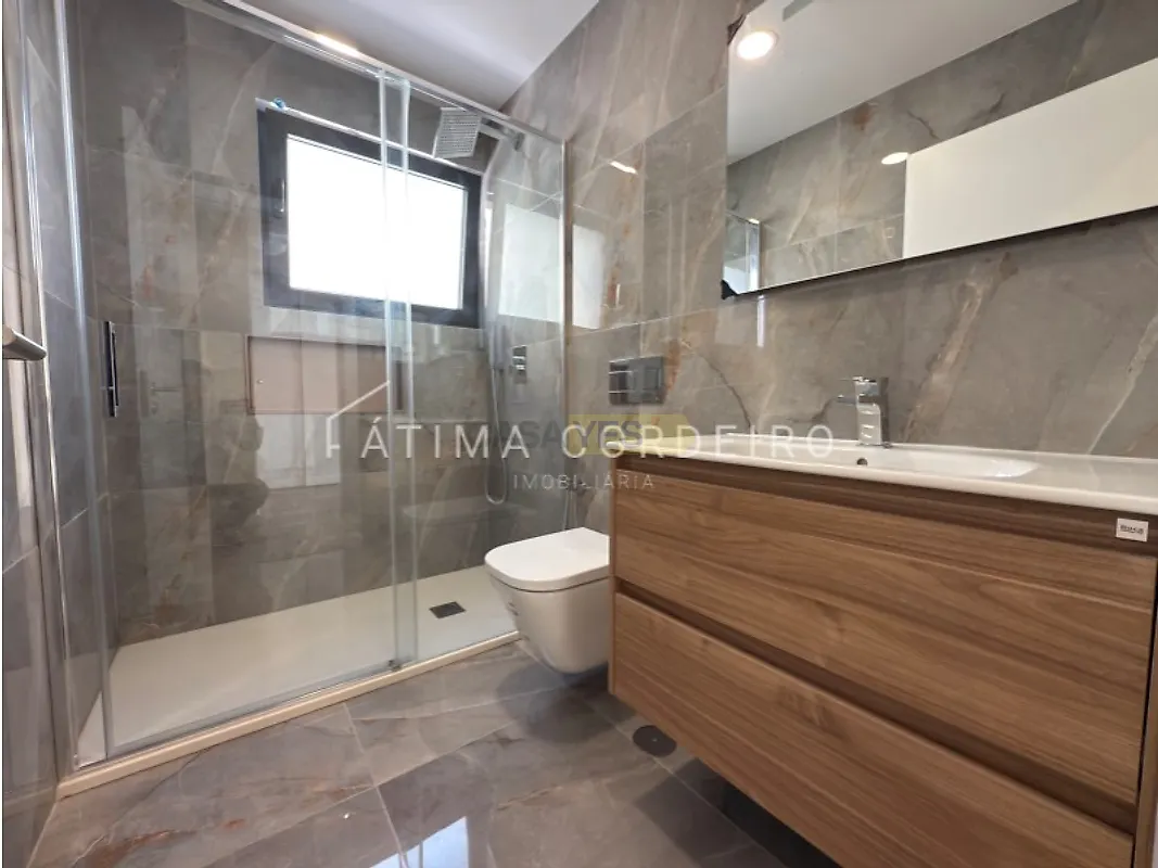 Apartamento T4 à venda em Almada, Cova da Piedade, Pragal e Cacilhas, Almada — foto 8