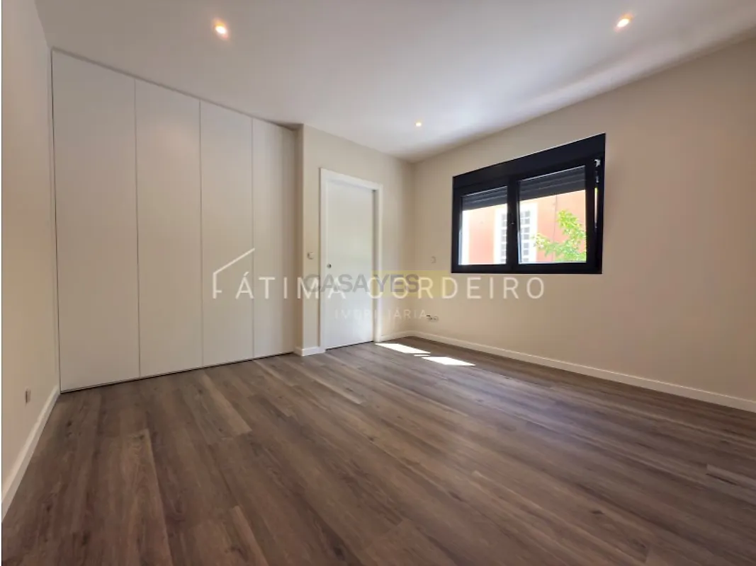 Apartamento T4 à venda em Almada, Cova da Piedade, Pragal e Cacilhas, Almada — foto 17