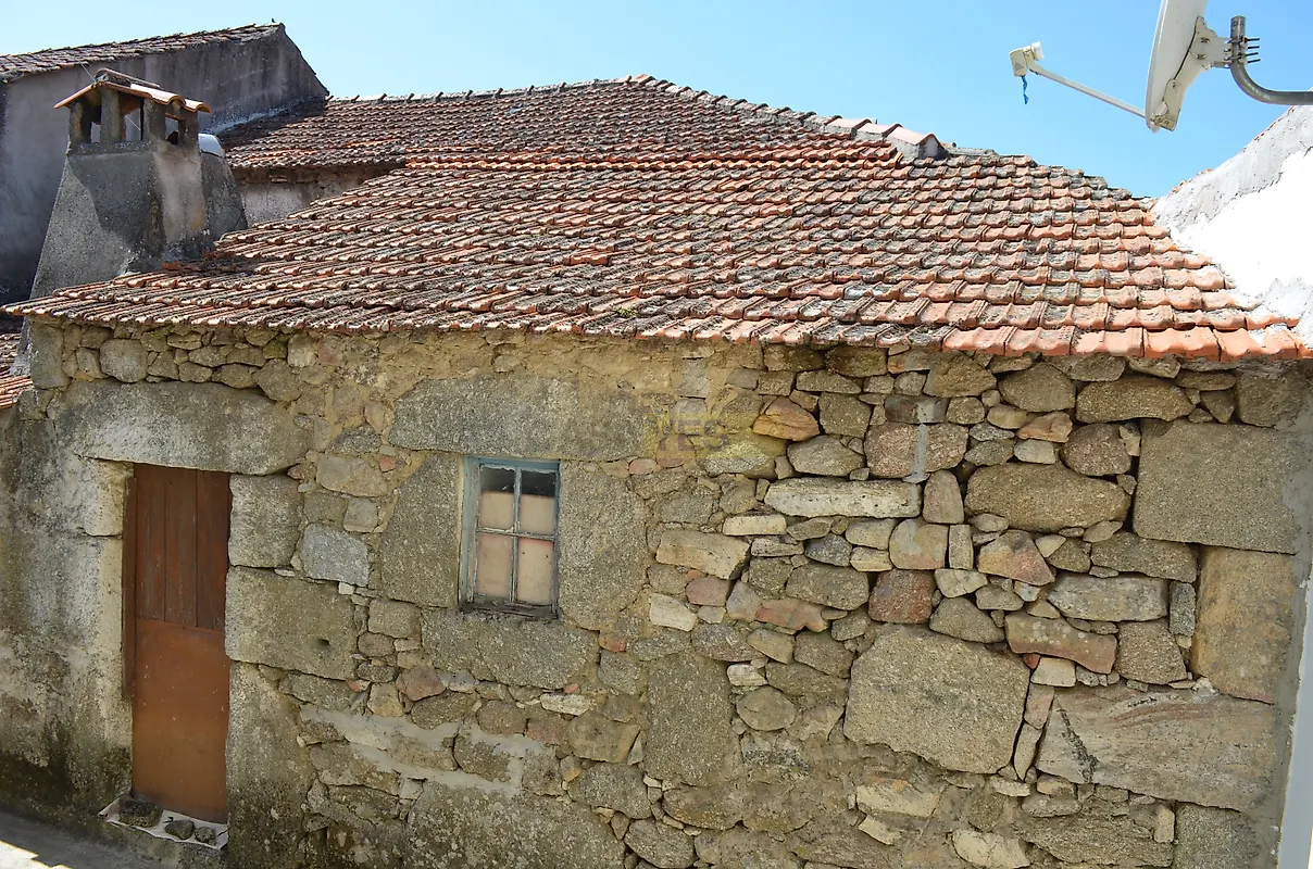 Moradia T0 à venda em Lamego (Almacave e Sé), Lamego — foto 3