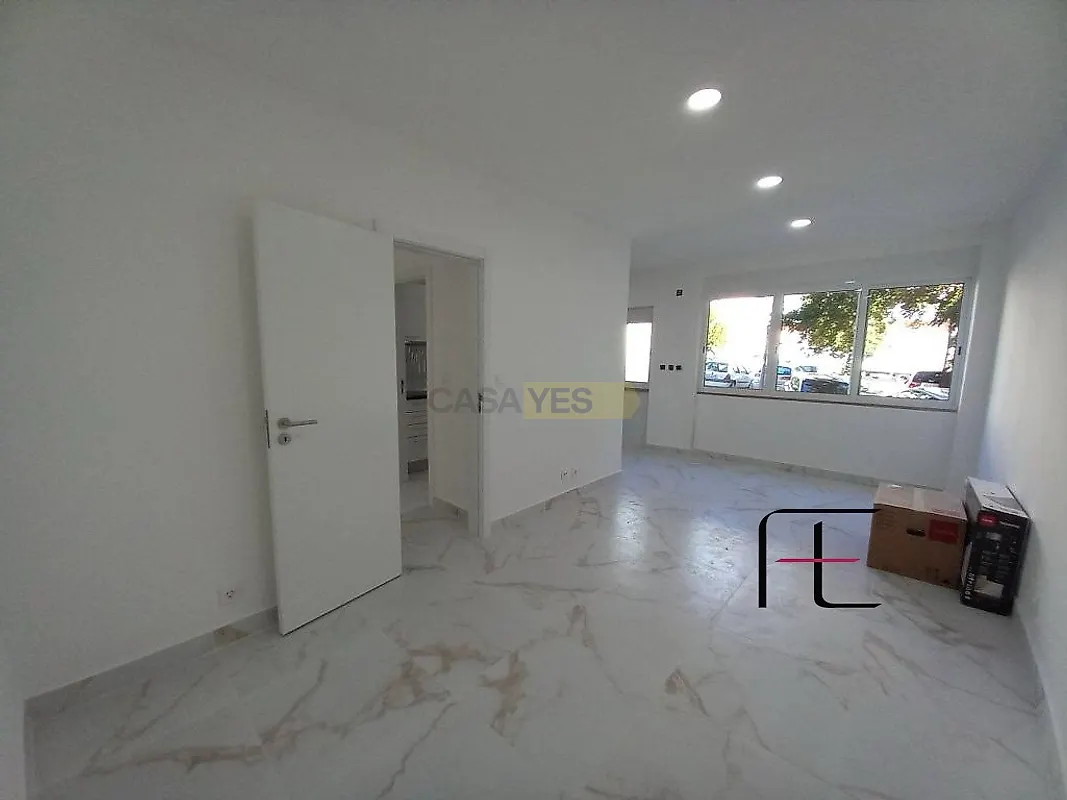 Apartamento T2 à venda em Amora, Seixal — foto 13