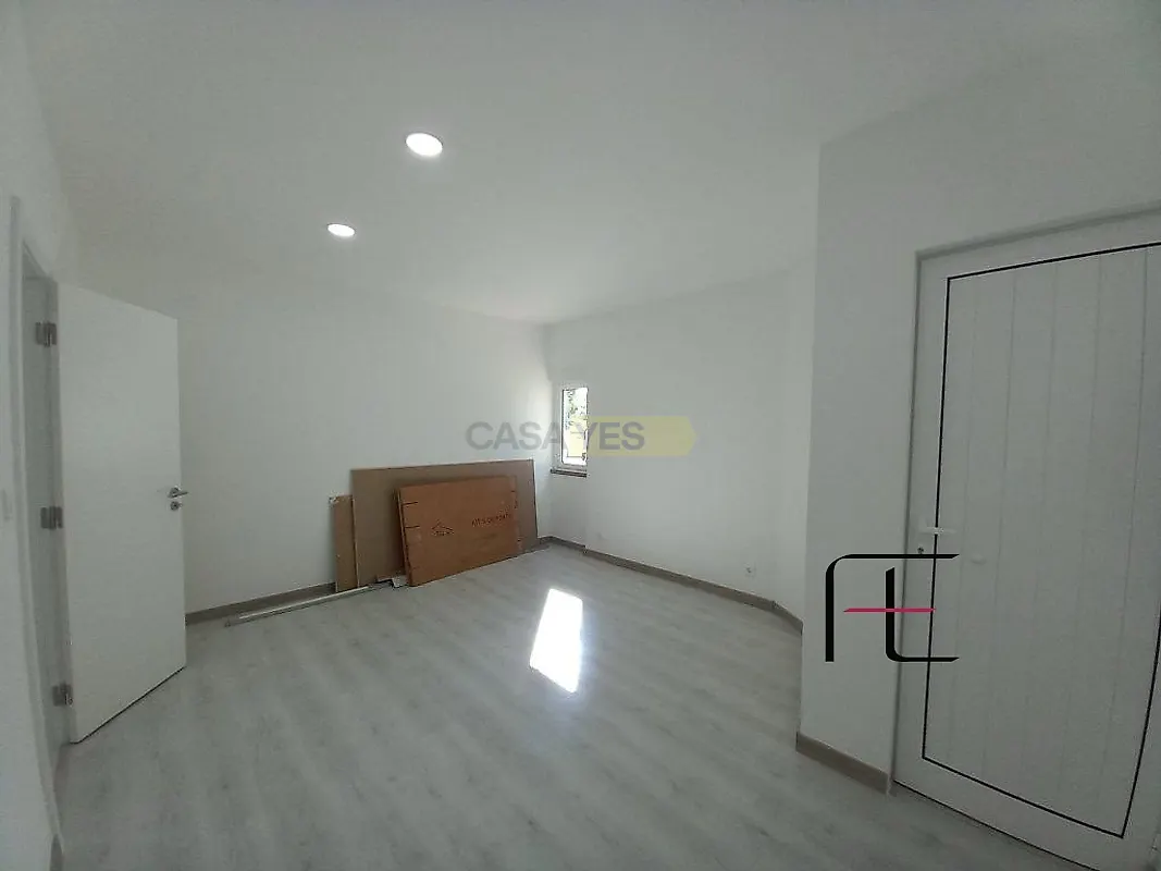 Apartamento T2 à venda em Amora, Seixal — foto 19