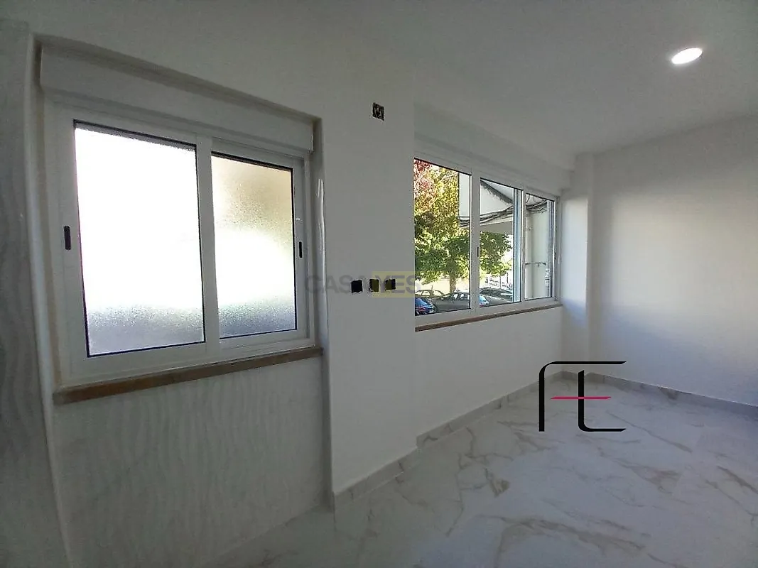 Apartamento T2 à venda em Amora, Seixal — foto 8