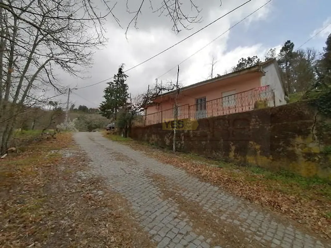 Moradia T3 à venda em Linhares, Carrazeda de Ansiães — foto 2