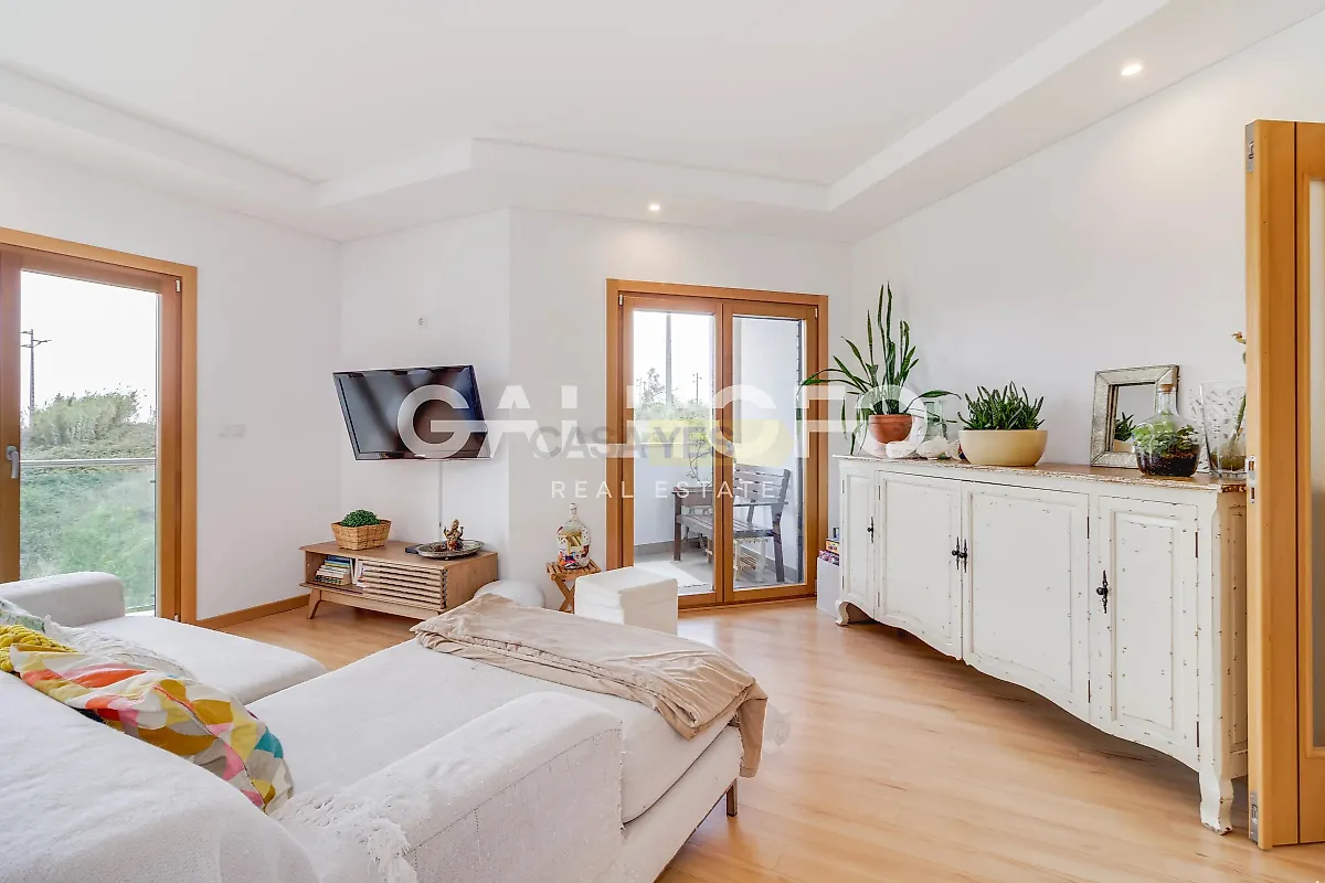 Apartamento T2 à venda em Ramada e Caneças, Odivelas — foto 2