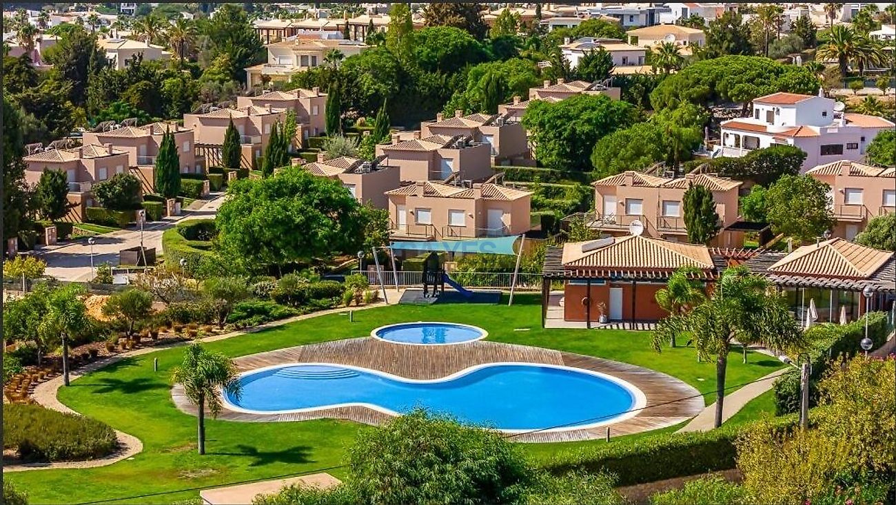Moradia T1 à venda em Lagoa e Carvoeiro, €440.000
