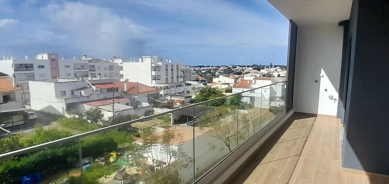 Apartamento T2 em Montenegro, €530.000