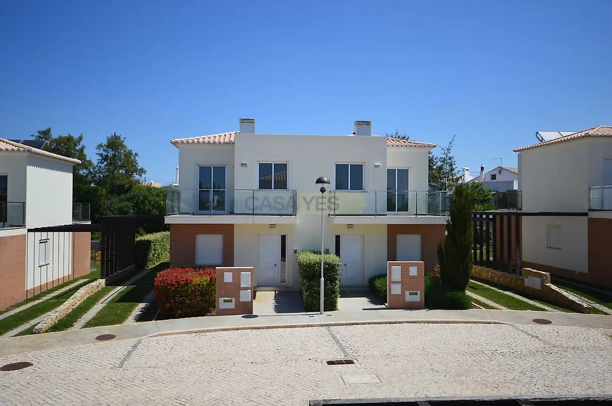 Moradia T1 em Lagoa e Carvoeiro, €395.000