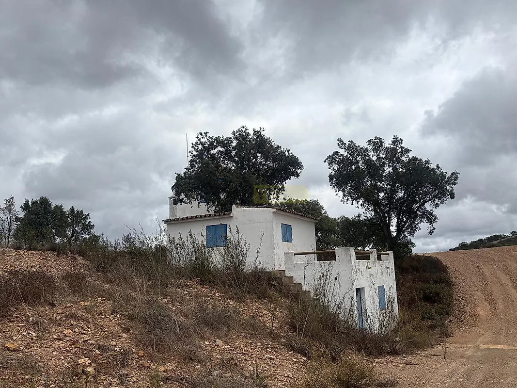 Moradia T1 à venda em Alte, Loulé — foto 16
