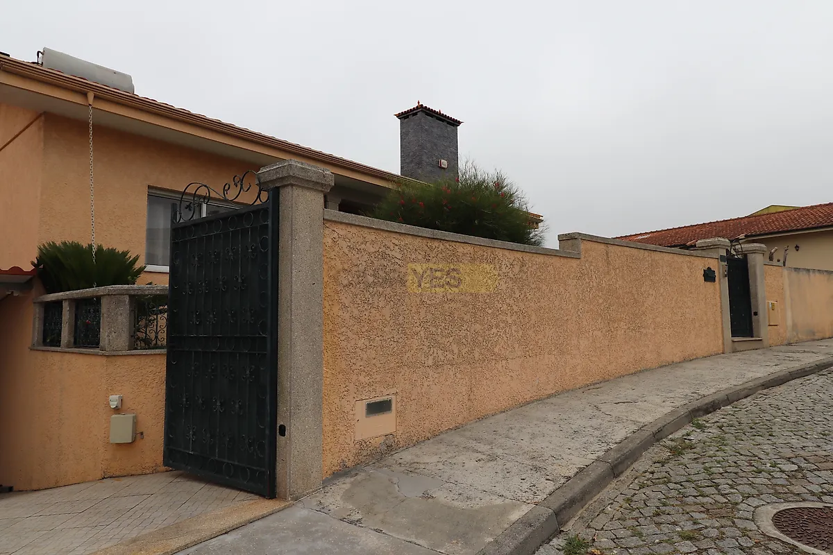 Moradia T5 à venda em Paços de Brandão, Santa Maria da Feira — foto 2