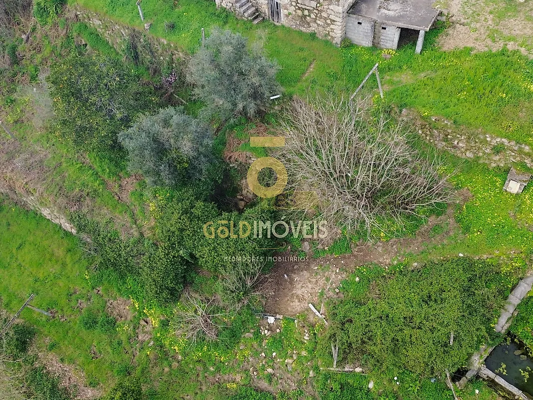 Moradia T3 à venda em Ferreiros de Tendais, Cinfães — foto 2