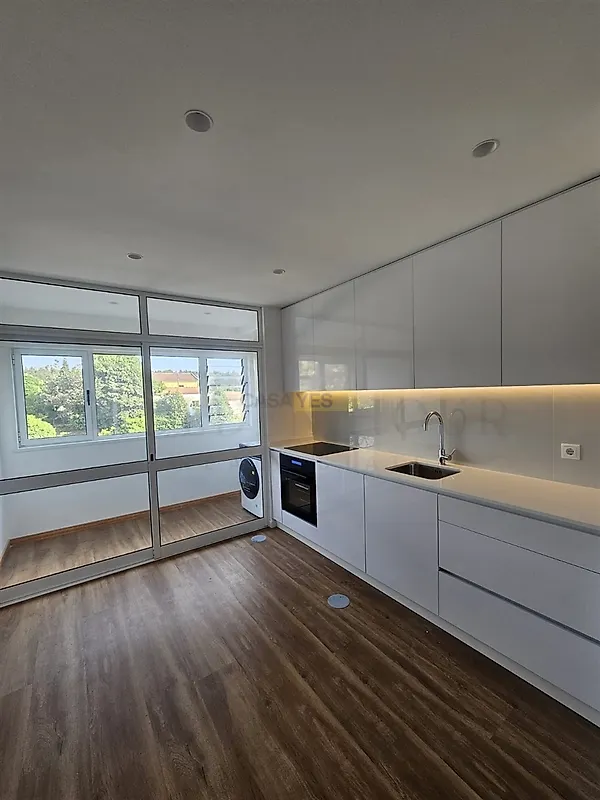 Apartamento T3 em Grijó e Sermonde, €290.000