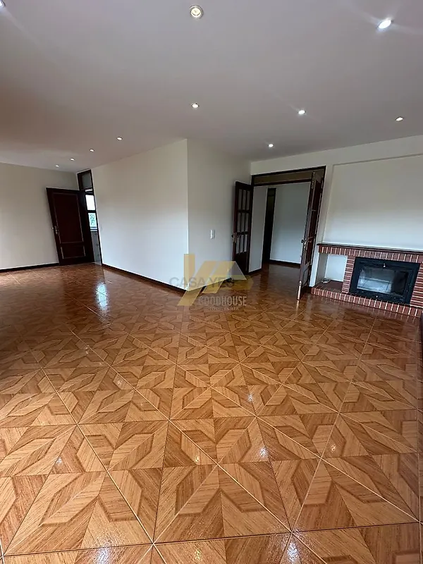 Apartamento T3 à venda em Santa Maria de Lamas, €238.500