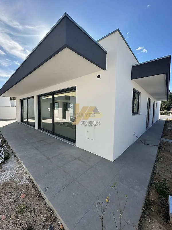 Moradia T4 em Santa Maria da Feira, Travanca, Sanfins e Espargo, €500.000