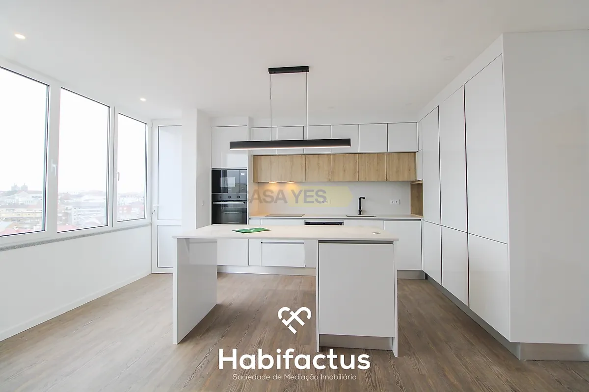 Apartamento T4 à venda em Alhões, Bustelo, Gralheira e Ramires, €299.000