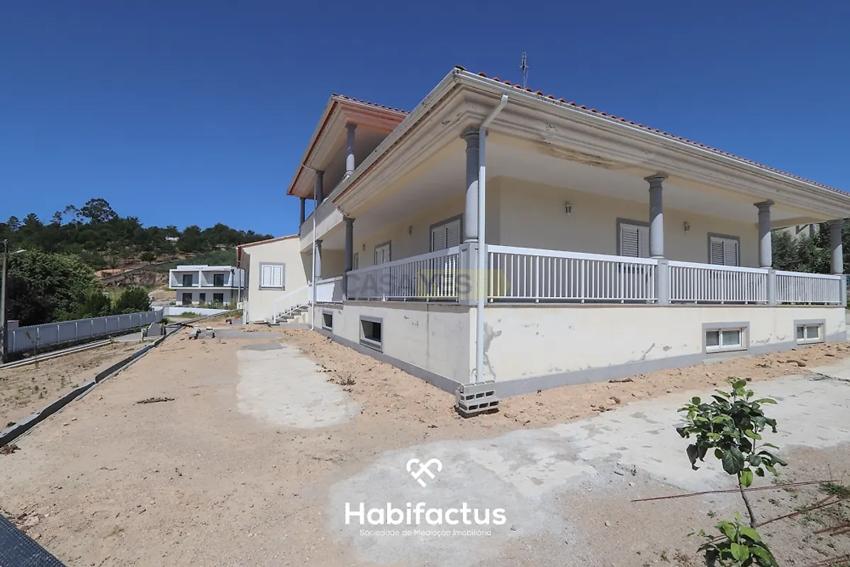 Apartamento T5 à venda em Santos Evos, Viseu — foto 14