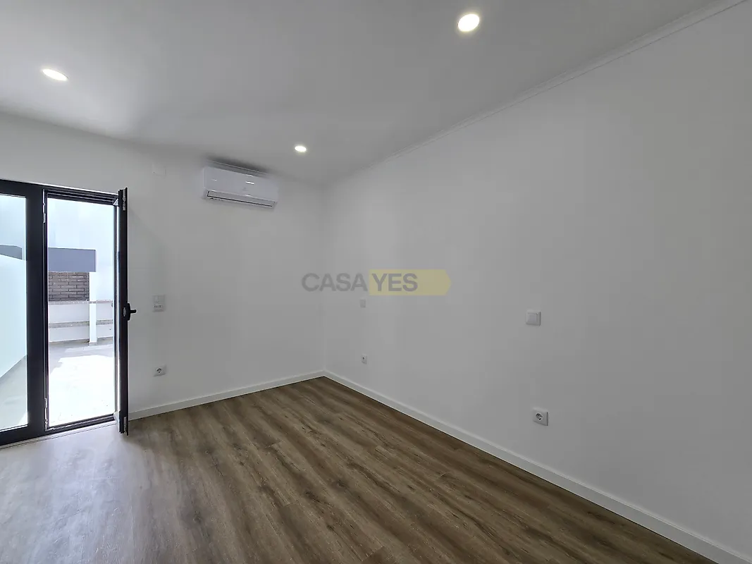 Apartamento T0 à venda em Santarém (Marvila), Santa Iria da Ribeira de Santarém, Santarém (São Salvador) e Santarém (São Nicolau), Santarém — foto 9