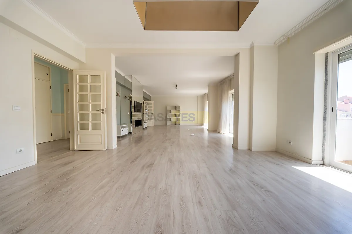 Apartamento T5 à venda em Santarém (Marvila), Santa Iria da Ribeira de Santarém, Santarém (São Salvador) e Santarém (São Nicolau), Santarém — foto 3