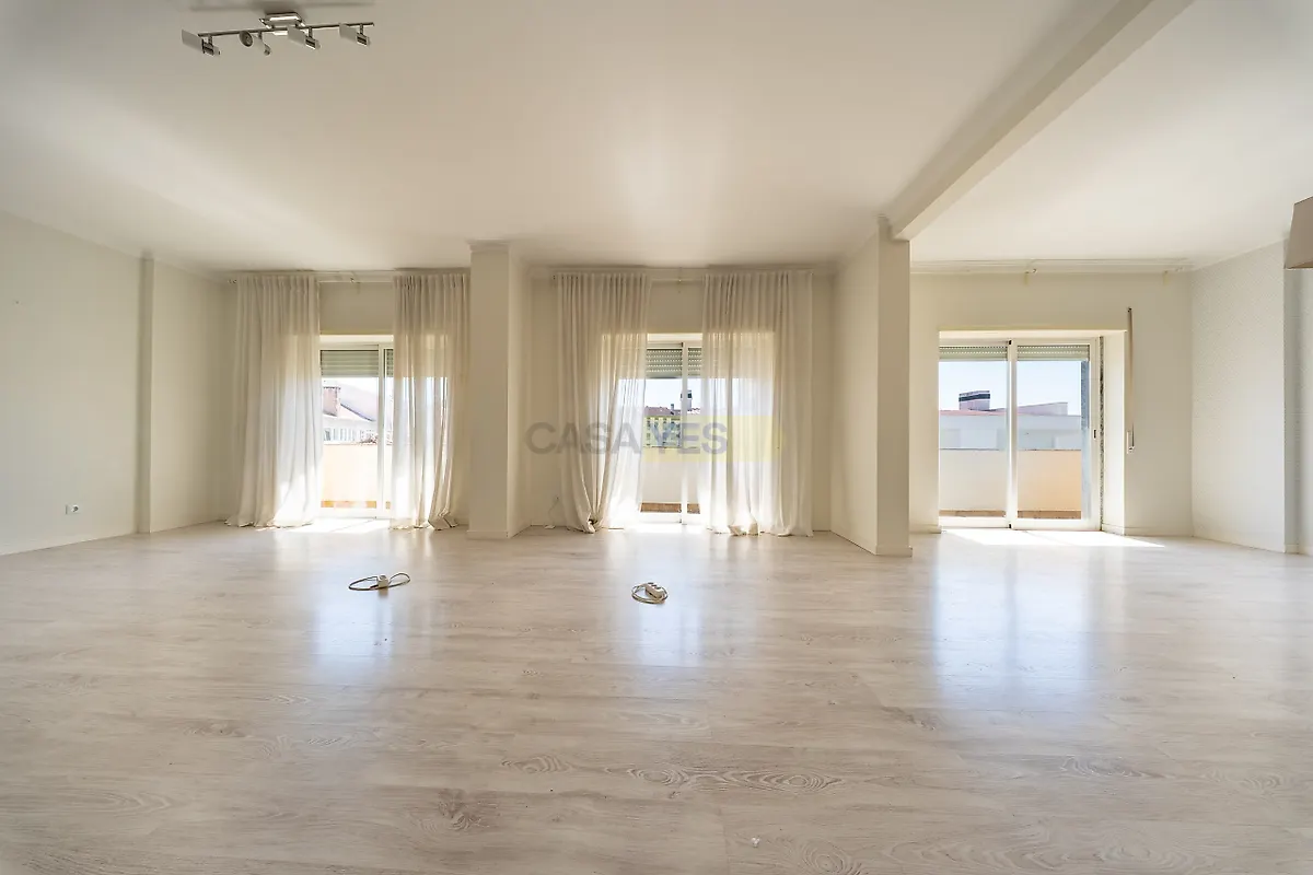 Apartamento T5 à venda em Santarém (Marvila), Santa Iria da Ribeira de Santarém, Santarém (São Salvador) e Santarém (São Nicolau), Santarém — foto 5