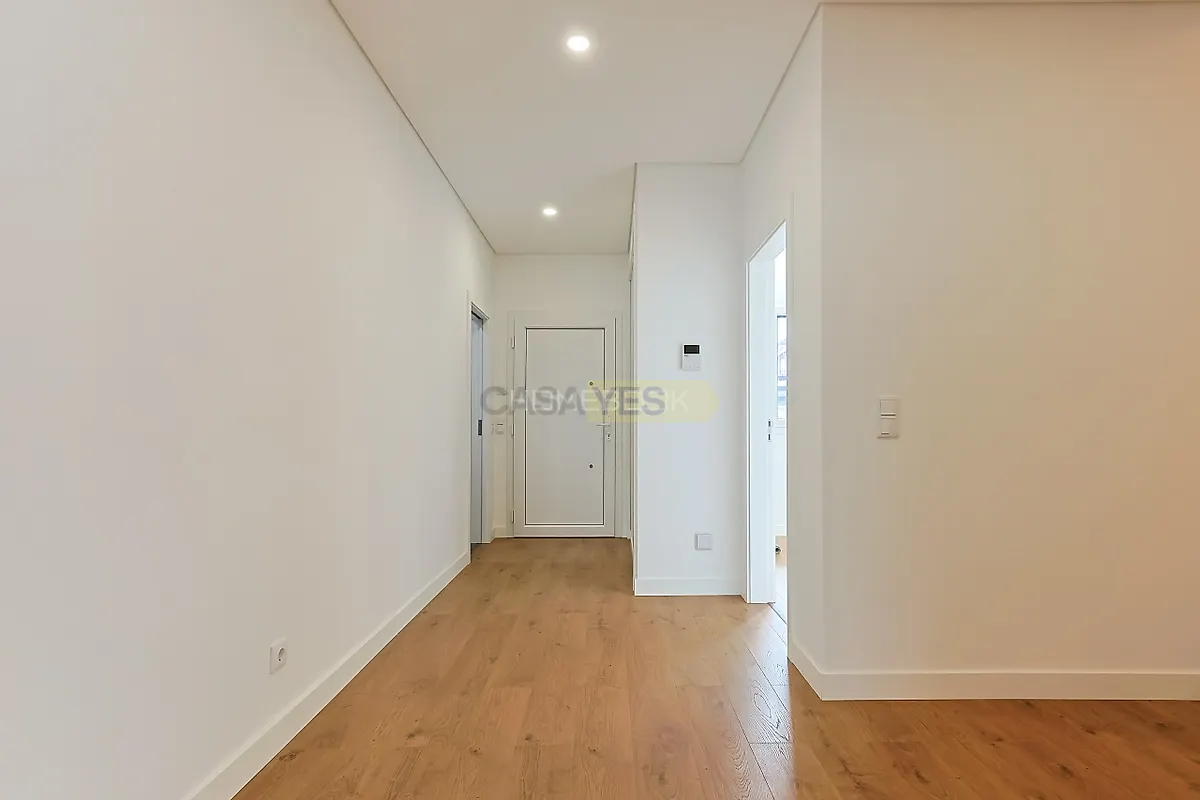 Moradia T5 à venda em Ramada e Caneças, Odivelas — foto 2