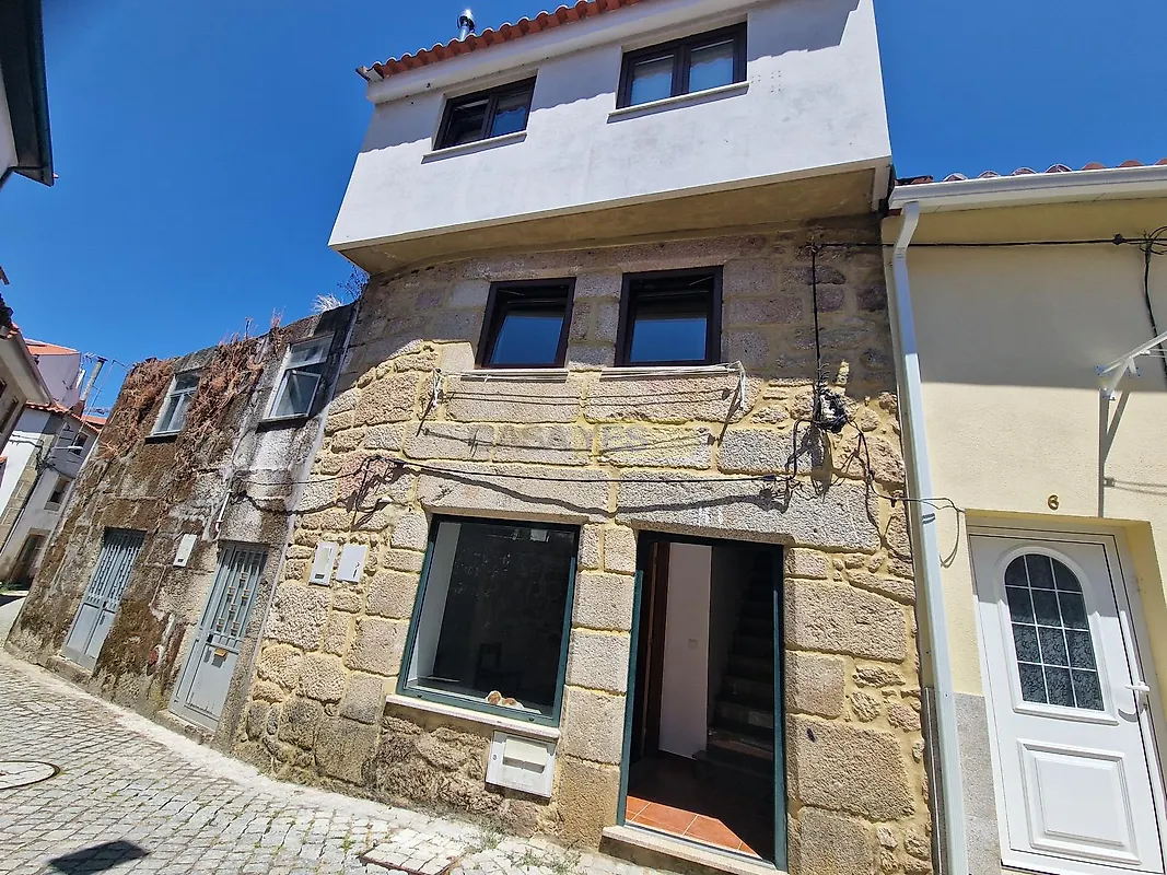 Moradia T2 à venda em Tarouca e Dálvares, Tarouca — foto 2