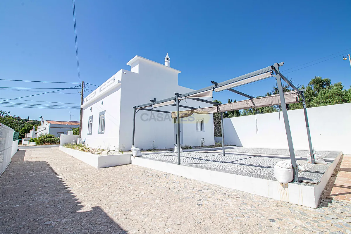 Moradia T2 em São Clemente, €470.000