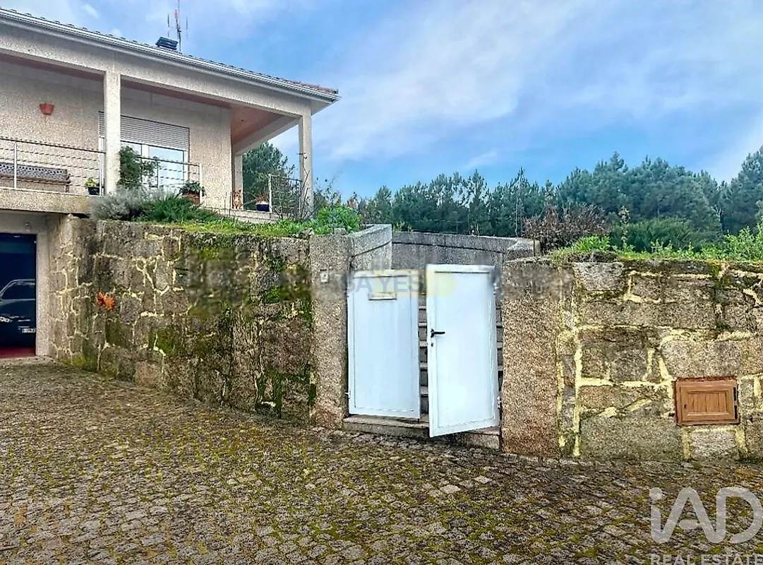 Moradia T4 à venda em Vale de Anta, Chaves — foto 2