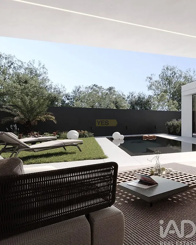 Moradia T4 à venda em Milheirós, €943.995
