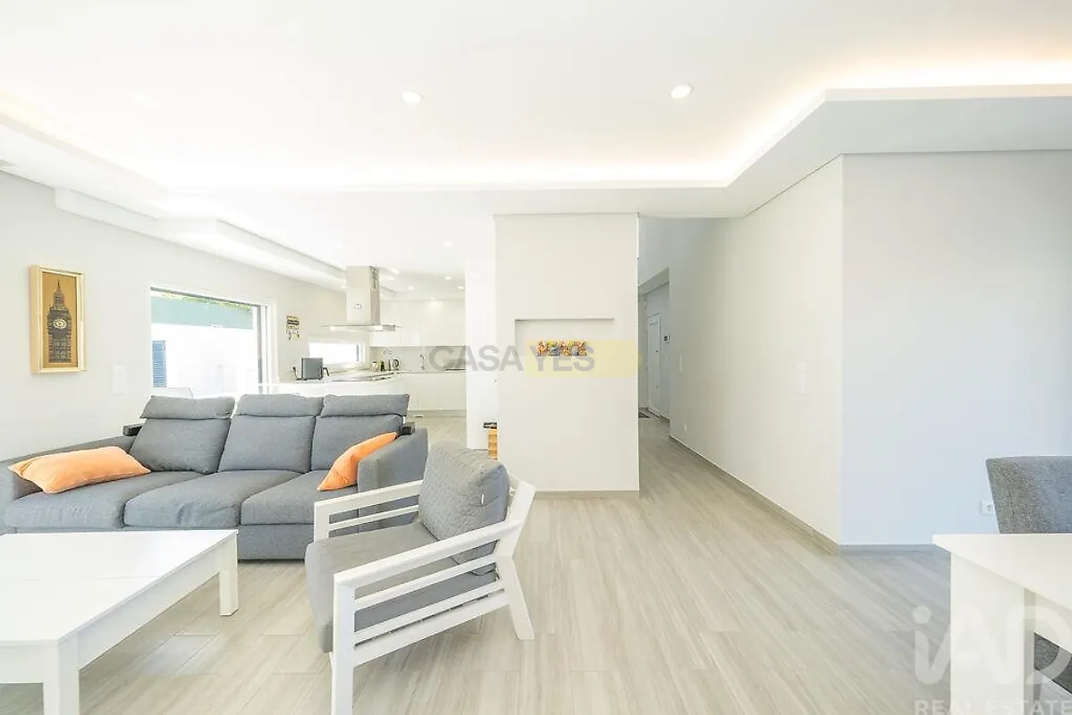 Moradia T4 à venda em Fernão Ferro, Seixal — foto 9