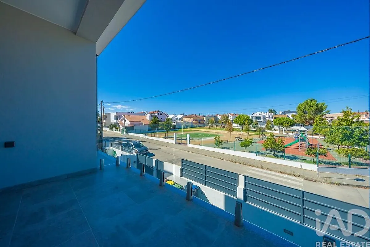 Moradia T4 à venda em Fernão Ferro, Seixal — foto 31