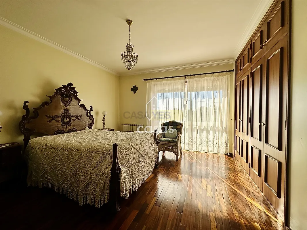 Apartamento T4 em Nogueira e Silva Escura, €420.000