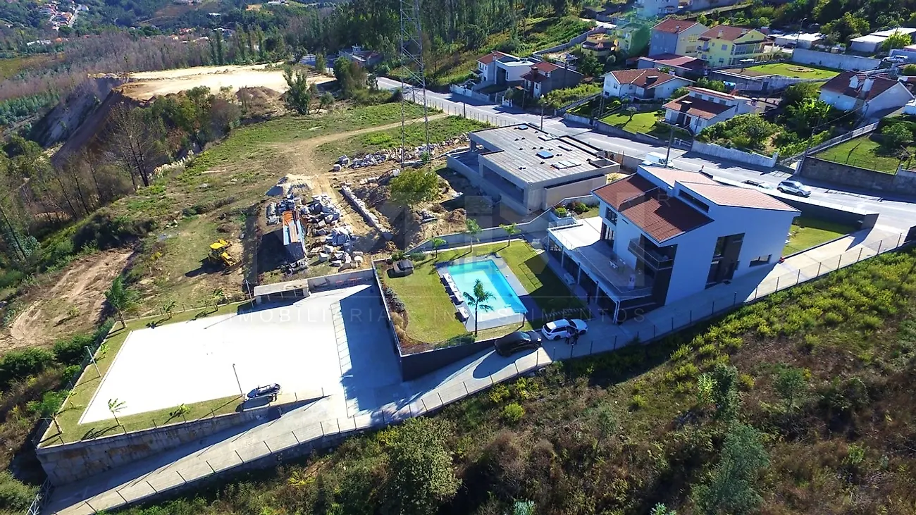 Apartamento T5 à venda em Gondomar (São Cosme), Valbom e Jovim, Gondomar — foto 4