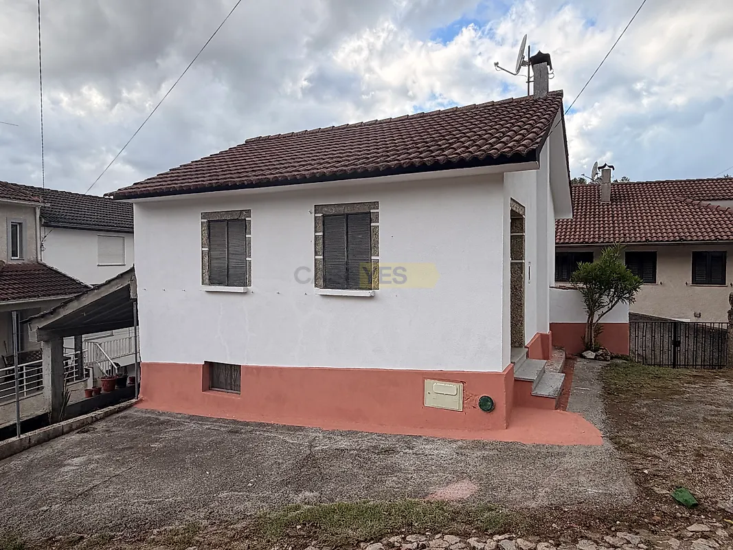 Moradia T3 à venda em São Pedro de France, Viseu — foto 3