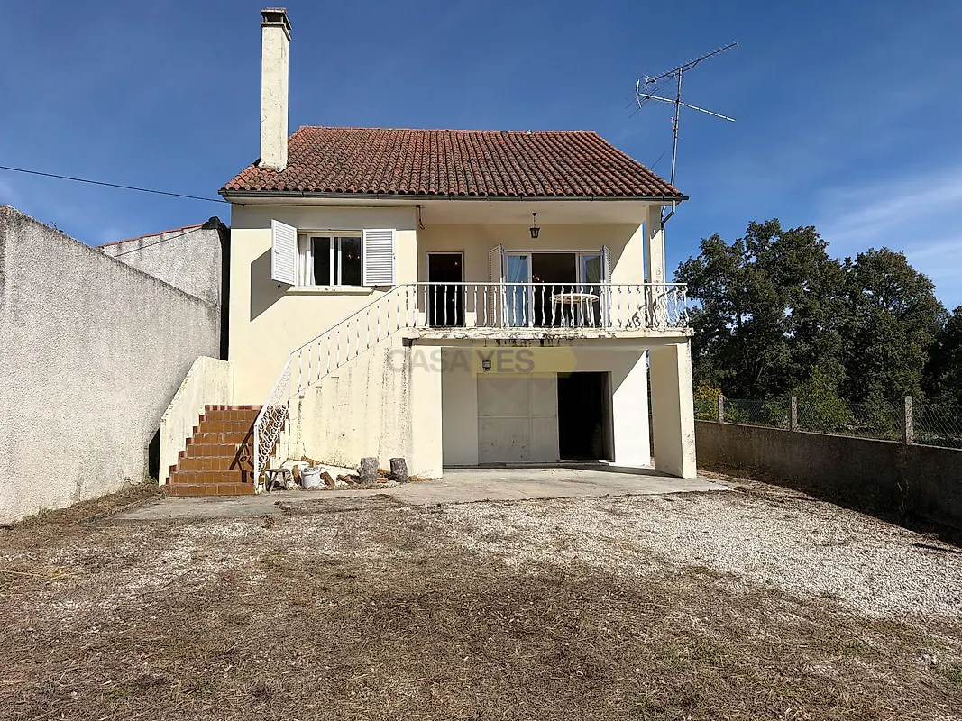 Moradia T4 em Pega, €119.000