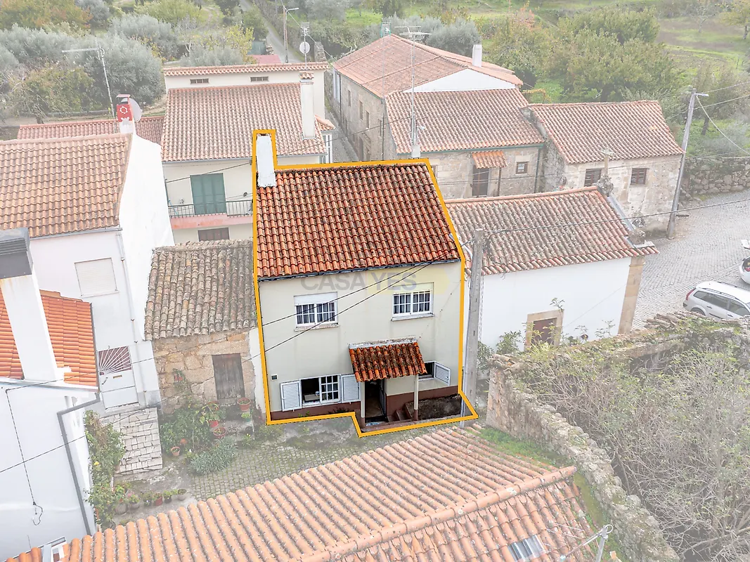 Moradia T3 em Cavadoude, €67.500