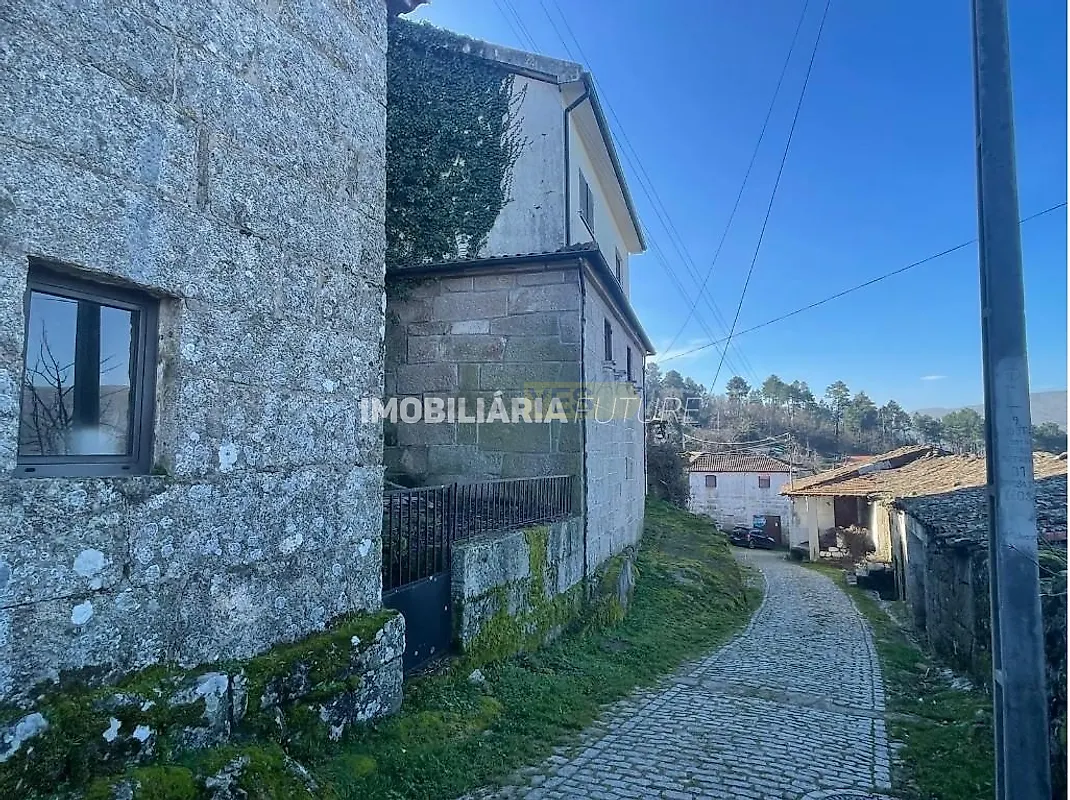Moradia T5 à venda em Telões, Vila Pouca de Aguiar — foto 2