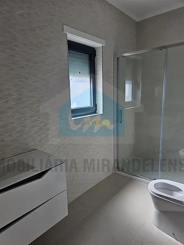 Moradia T3 à venda em Avidagos, Navalho e Pereira, Mirandela — foto 12