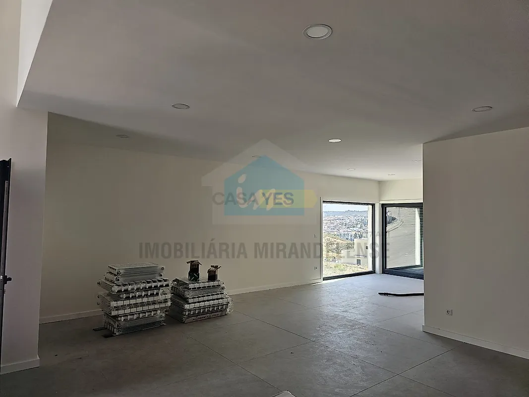 Moradia T3 à venda em Avidagos, Navalho e Pereira, Mirandela — foto 6