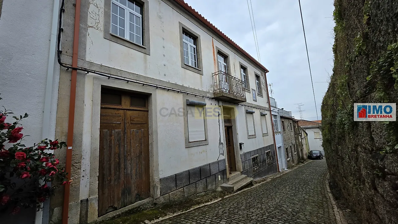 Moradia T5 em São Vicente da Beira, €120.500