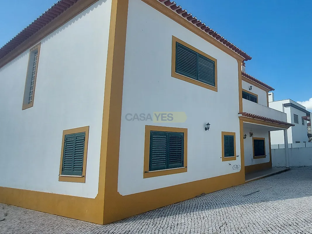 Moradia T4 à venda em Nossa Senhora de Fátima, Entroncamento — foto 6