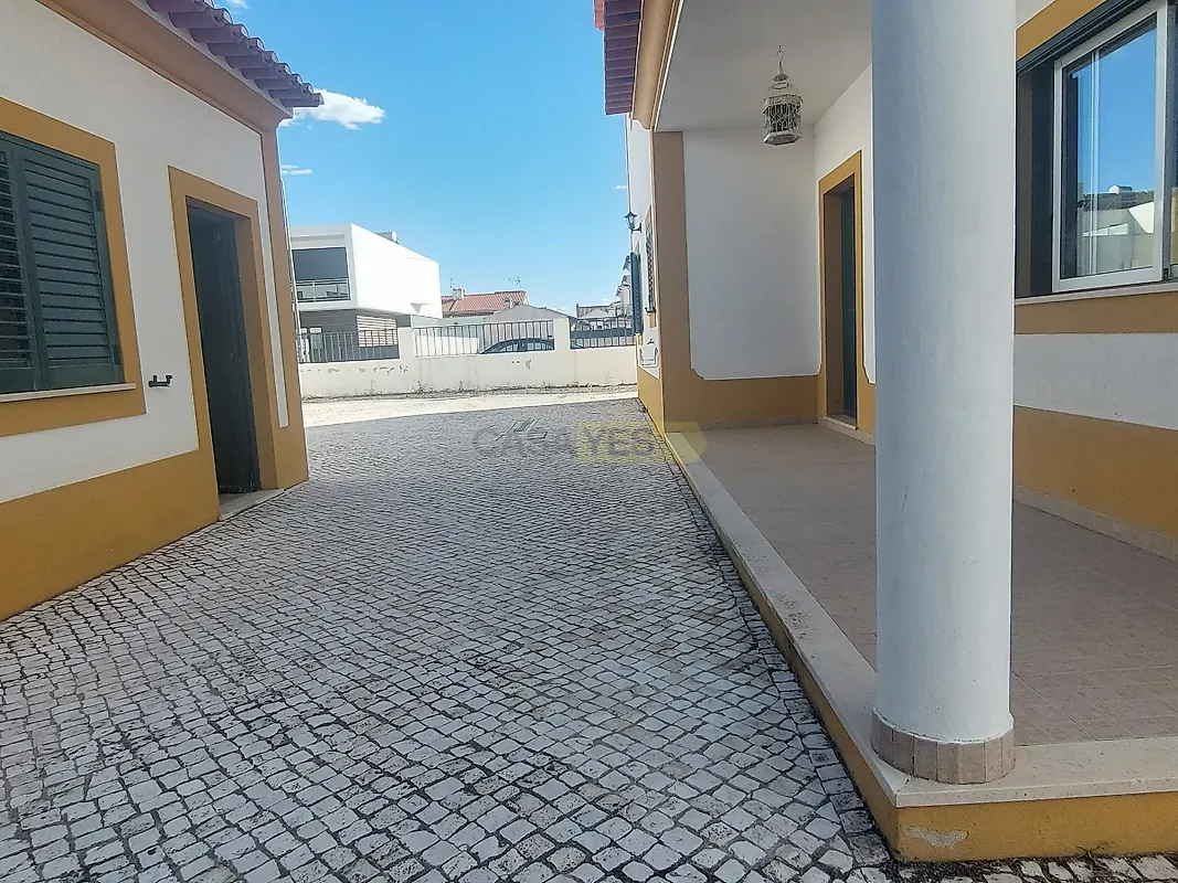Moradia T4 à venda em Nossa Senhora de Fátima, Entroncamento — foto 9