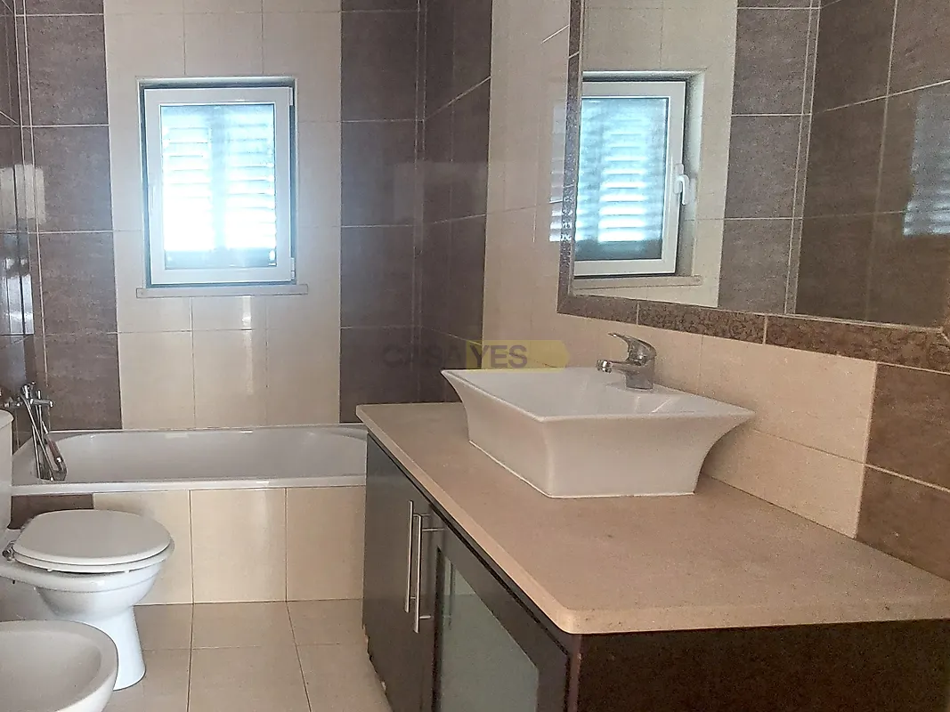 Moradia T4 à venda em Nossa Senhora de Fátima, Entroncamento — foto 27