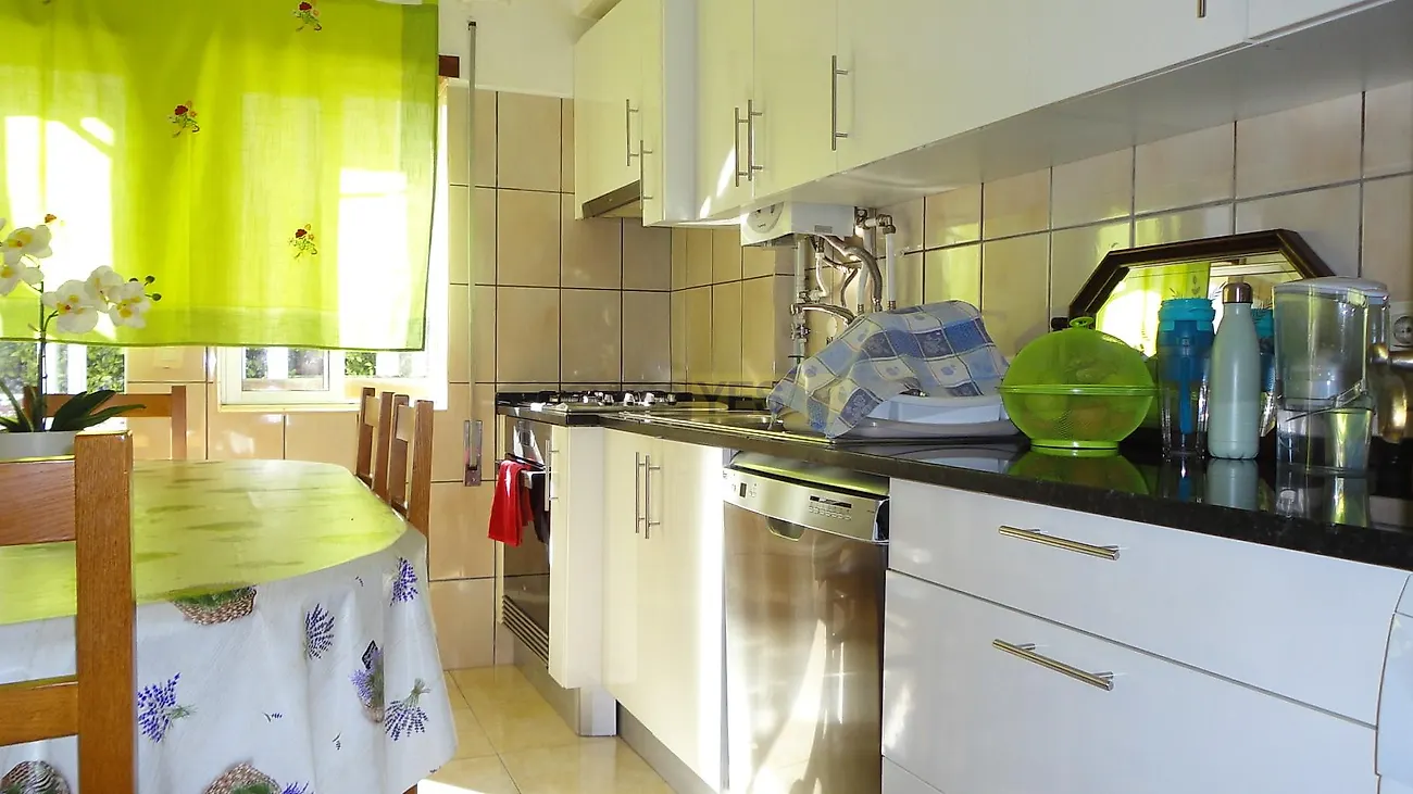 Apartamento T4 em Tavarede, €250.000