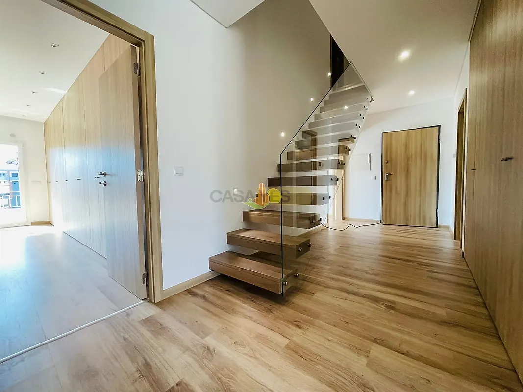 Apartamento T3 em Tavarede, €390.000