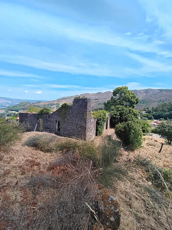 Moradia T0 em Loivo, €223.000