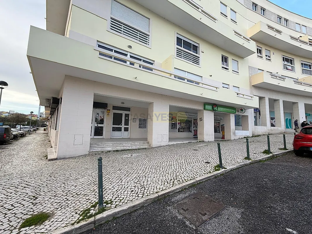 Apartamento T0 à venda em Santa Iria de Azoia, São João da Talha e Bobadela, Loures — foto 11