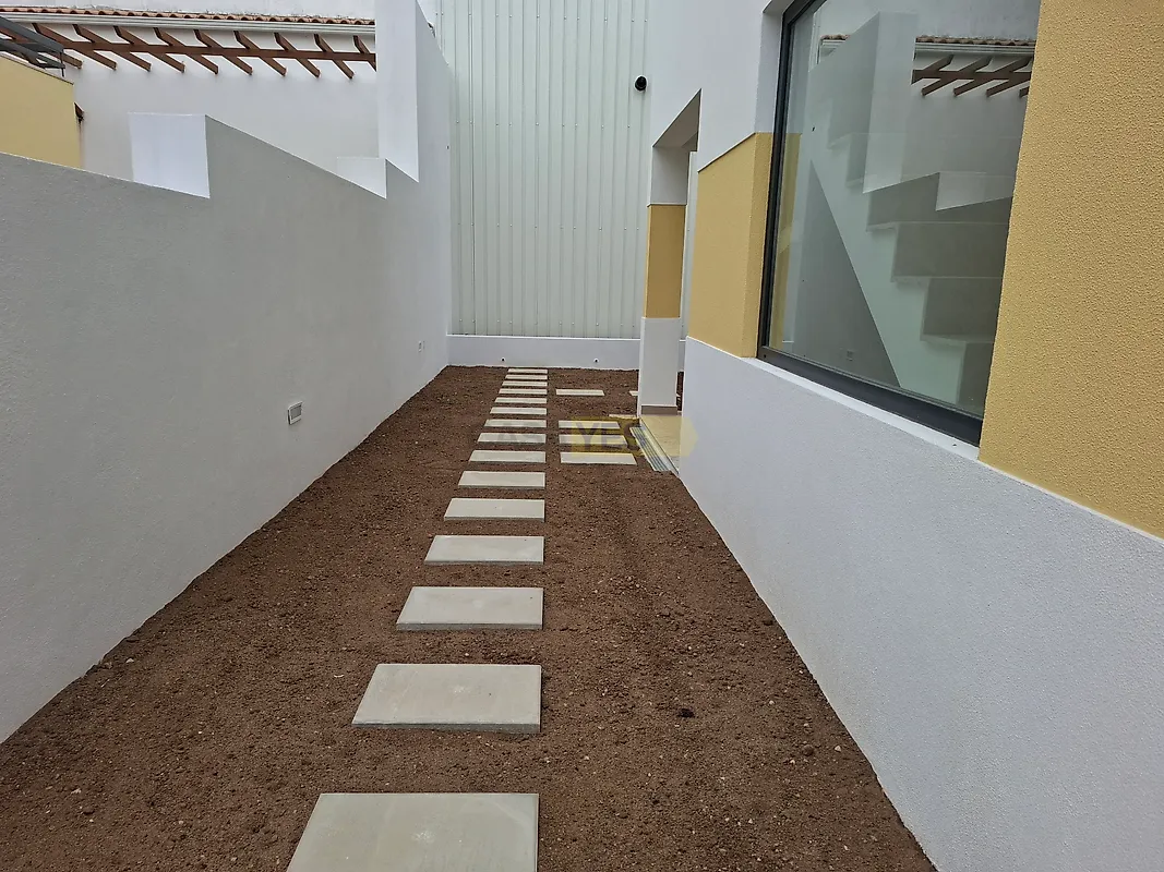 Moradia T3 à venda em Mina de Água, Amadora — foto 16