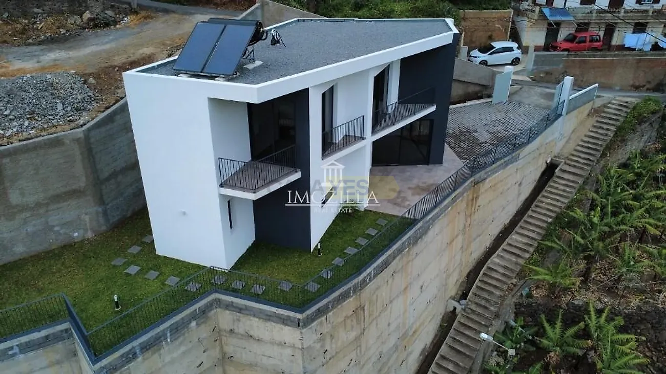 Moradia T3 em Tabua, €795.000